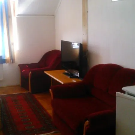 Raski Vendeghaz * Felsőörs